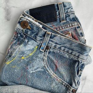 Handpainted denim shorts